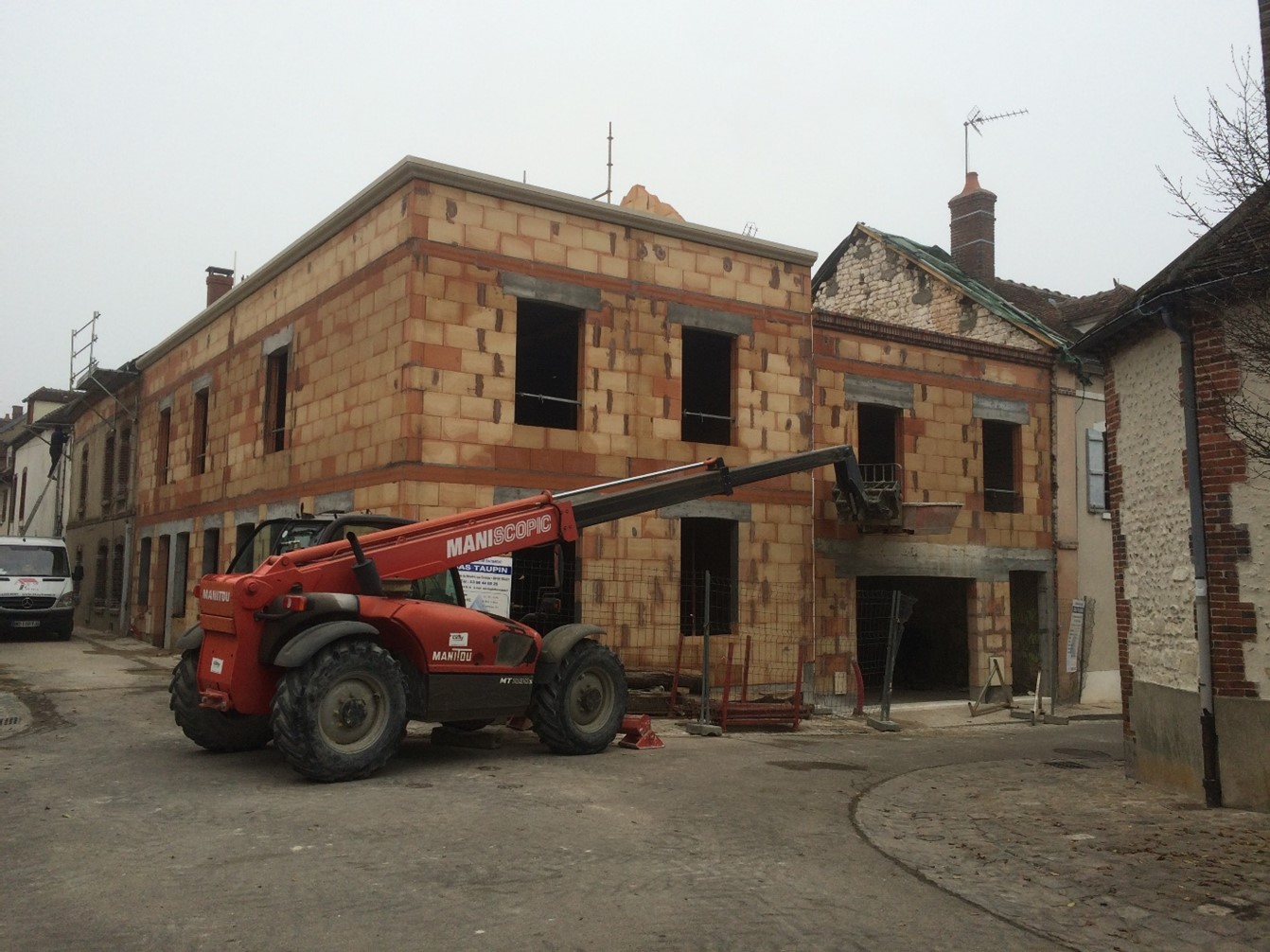 Reconstruction apres incendie Joigny